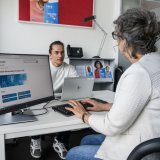 Les cabinets médicaux viennent à manquer dans certaines régions du Valais